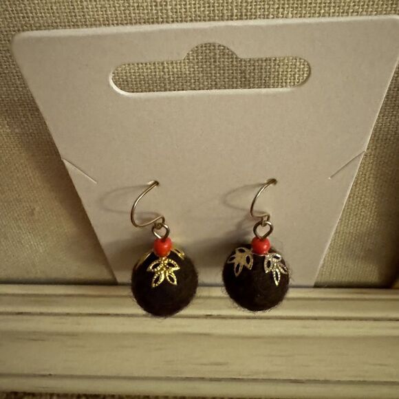 Gist Jewelry Festive Scottish Christmas Pudding Earrings - set of 2 NWT - Picture 3 of 6